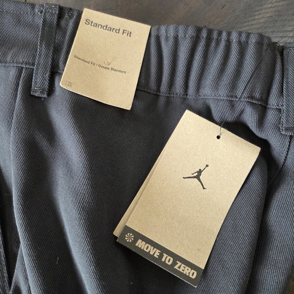 NIKE Jordan Women’s Woven Pants FN5446 045  Sz XS New Basketball  Gray/black - Picture 3 of 13